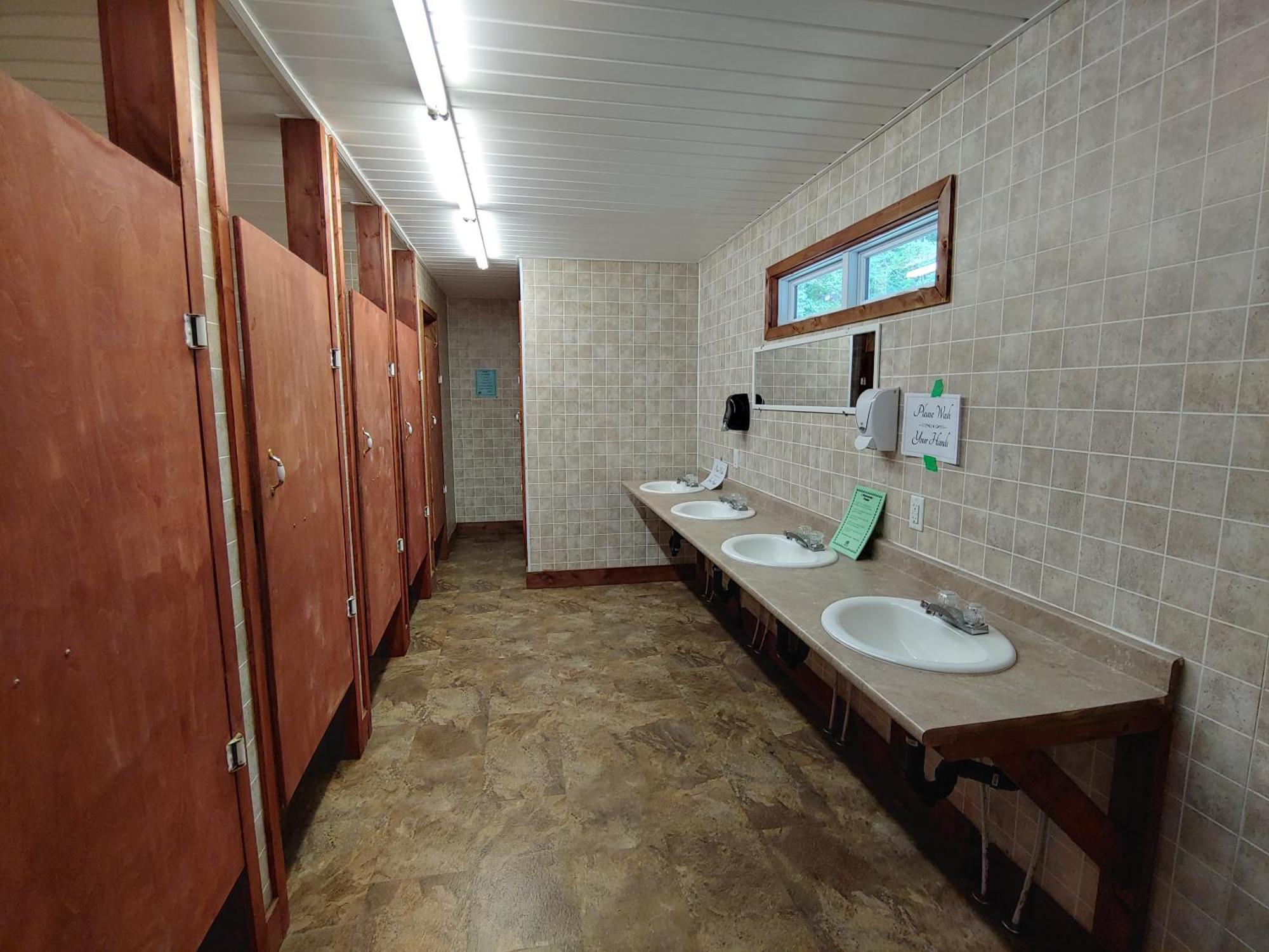 Oakhill Pines Campground 布里奇沃特 外观 照片