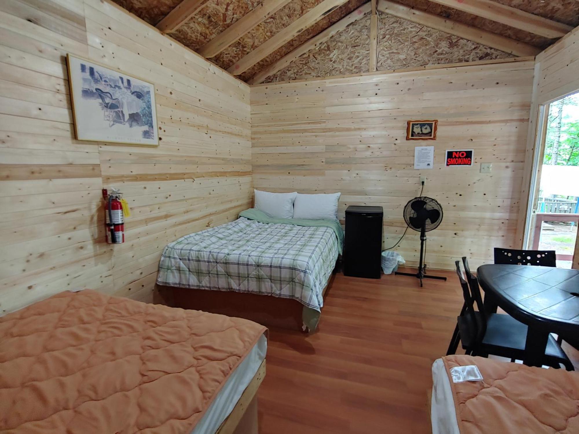 Oakhill Pines Campground 布里奇沃特 外观 照片