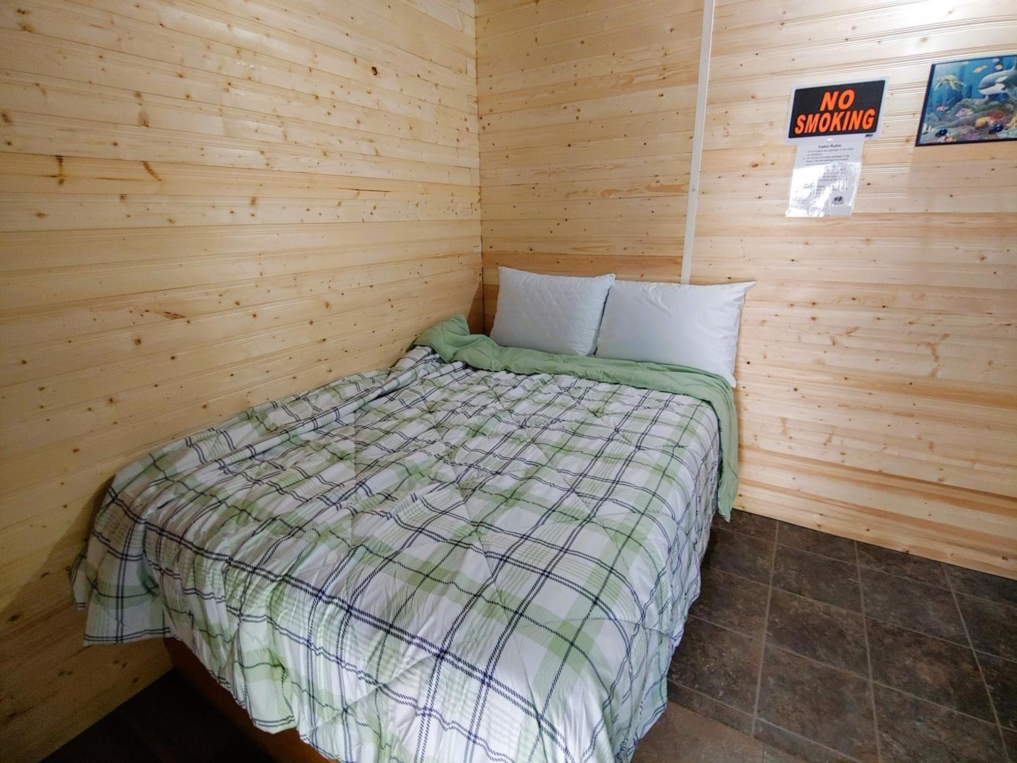 Oakhill Pines Campground 布里奇沃特 外观 照片