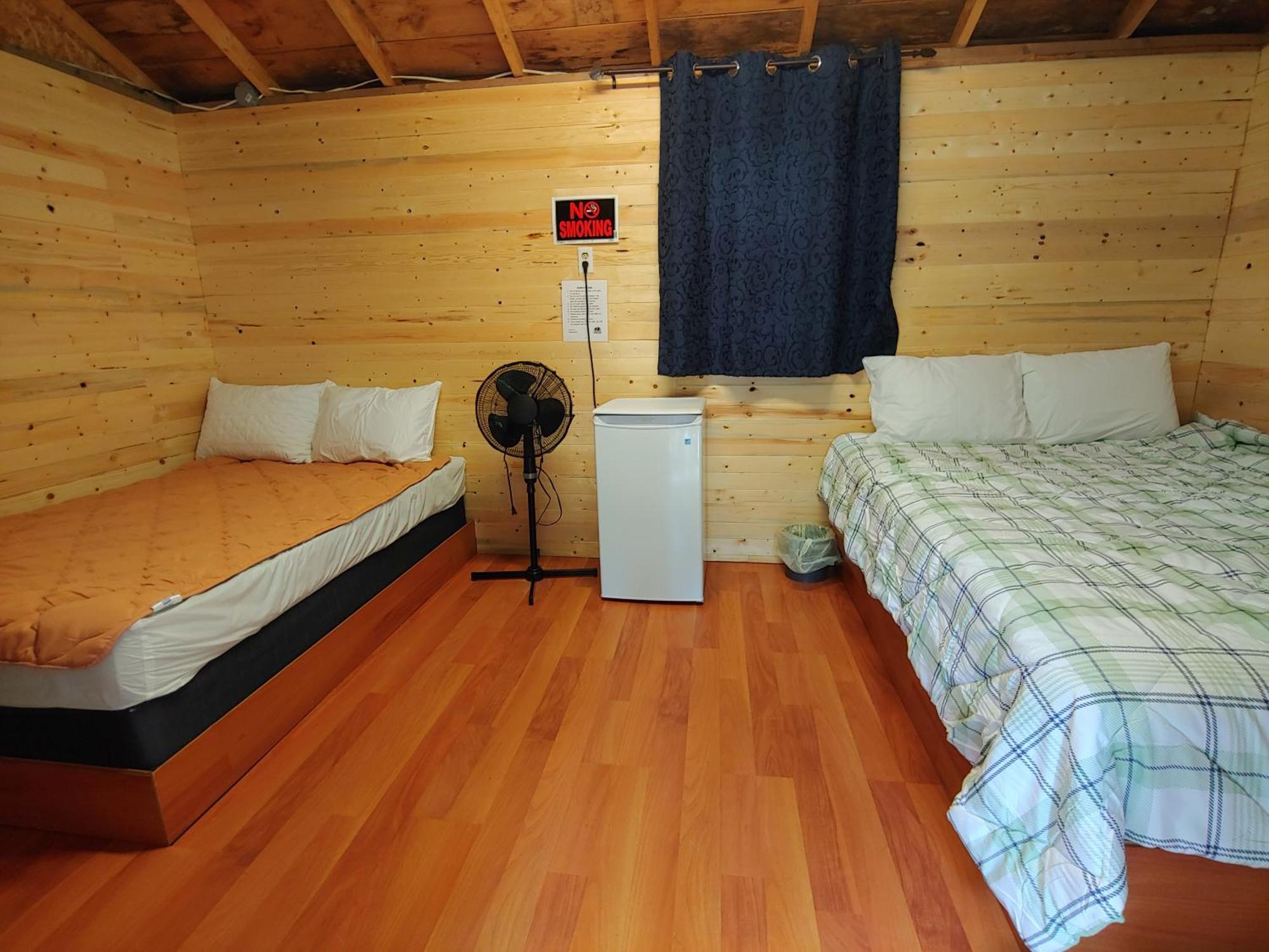 Oakhill Pines Campground 布里奇沃特 外观 照片